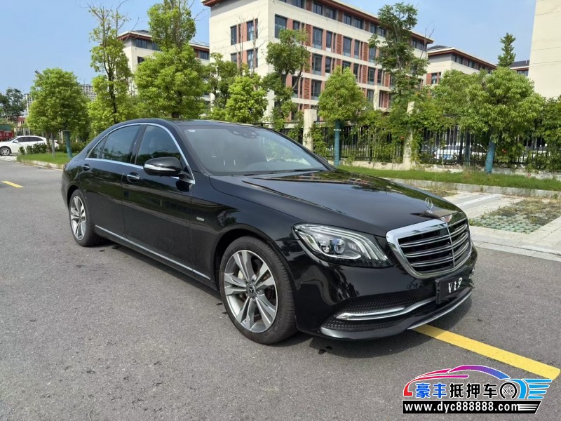 20年奔驰S级轿车抵押车出售