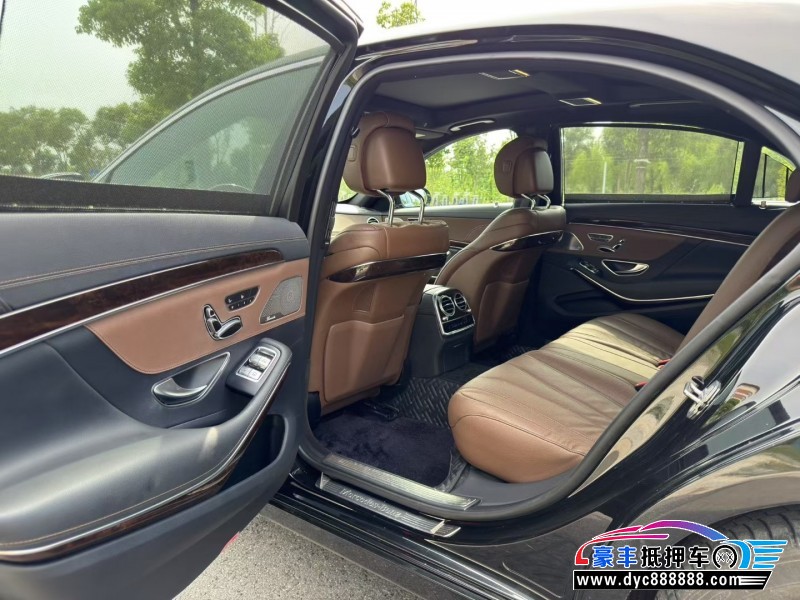 20年奔驰S级轿车抵押车出售