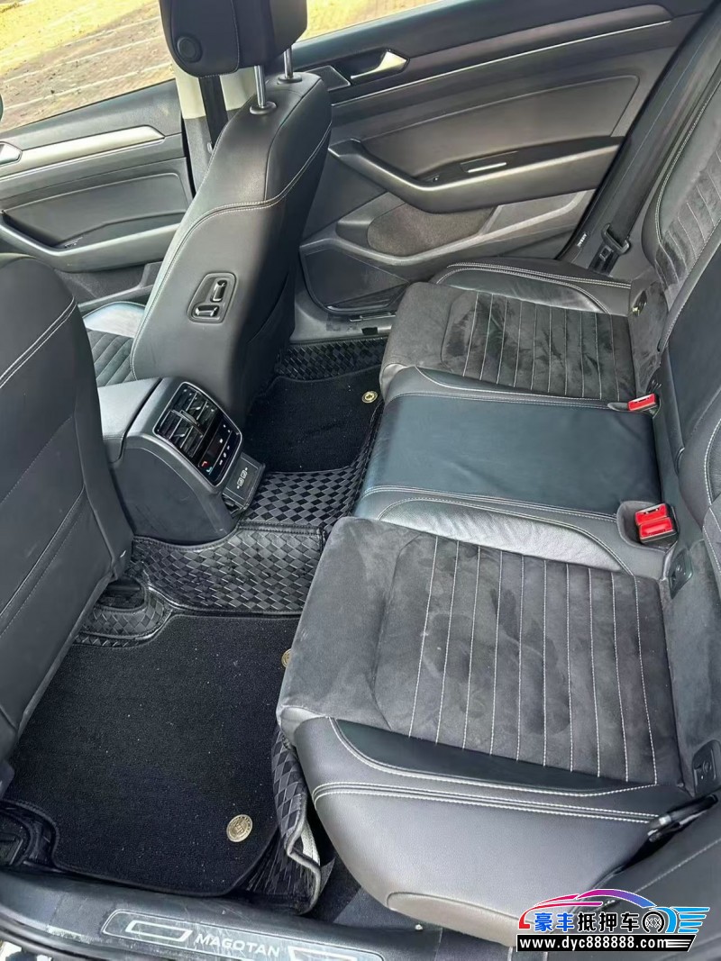 20年大众迈腾轿车抵押车出售