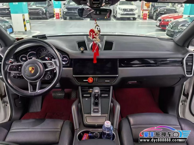 20年保时捷卡宴轿车抵押车出售