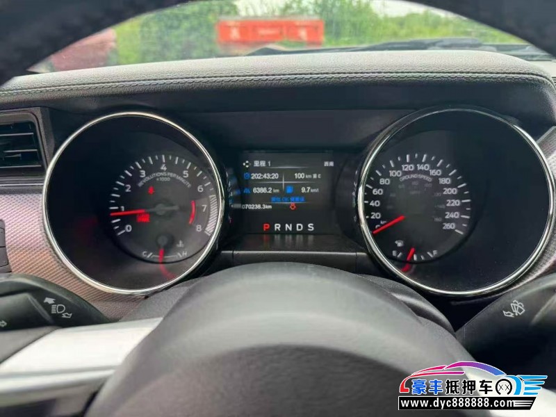 18年福特野马轿车抵押车出售