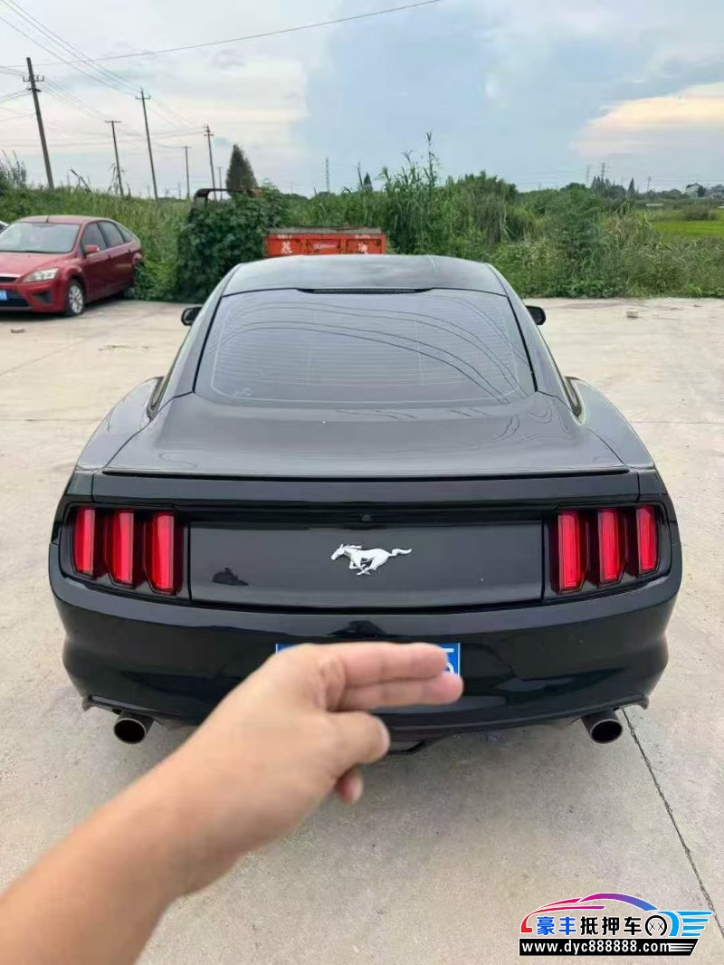 18年福特野马轿车抵押车出售