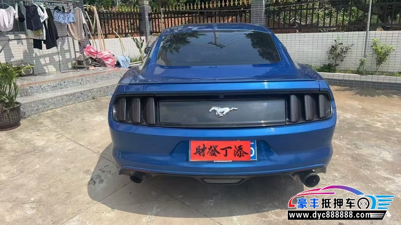 17年福特野马轿车抵押车出售