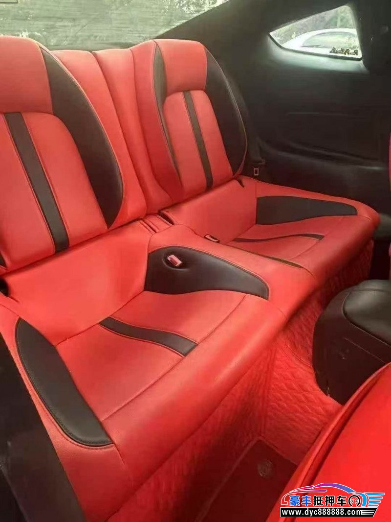 19年福特野马轿车抵押车出售