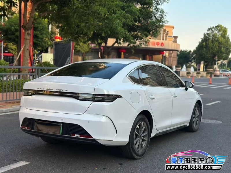 24年比亚迪驱逐舰轿车抵押车出售