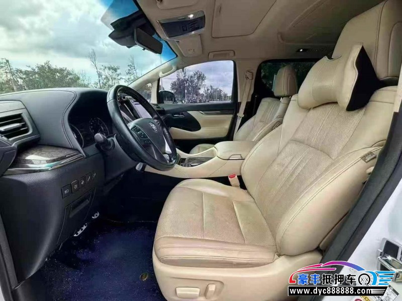 19年丰田威尔法轿车抵押车出售