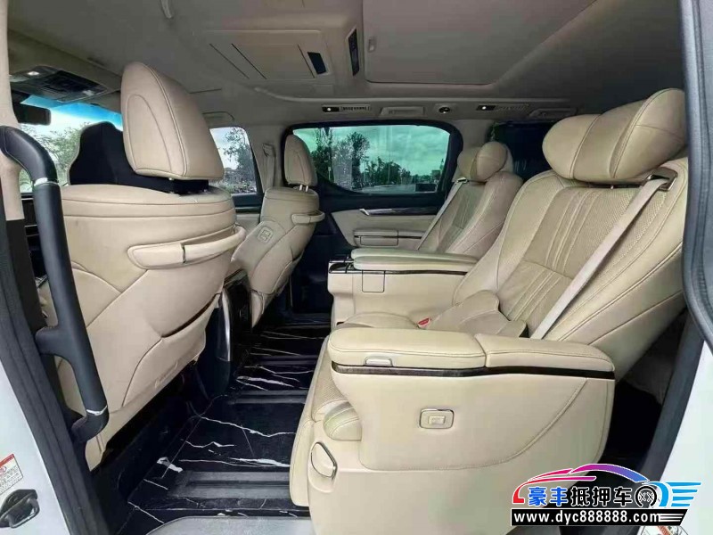 19年丰田威尔法轿车抵押车出售