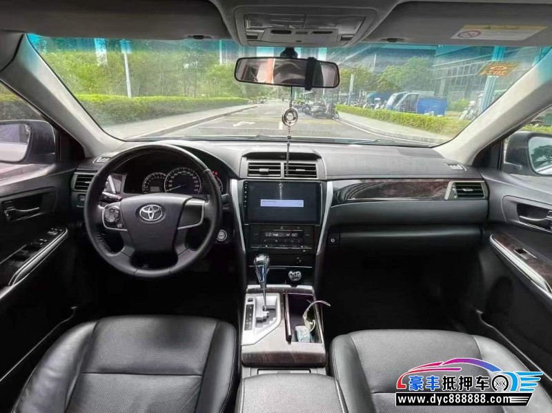 16年丰田凯美瑞轿车抵押车出售