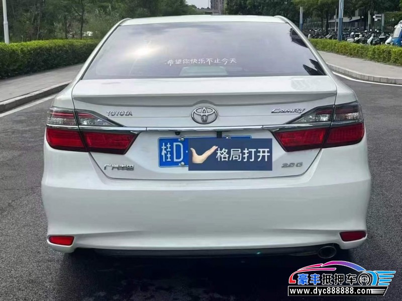 16年丰田凯美瑞轿车抵押车出售