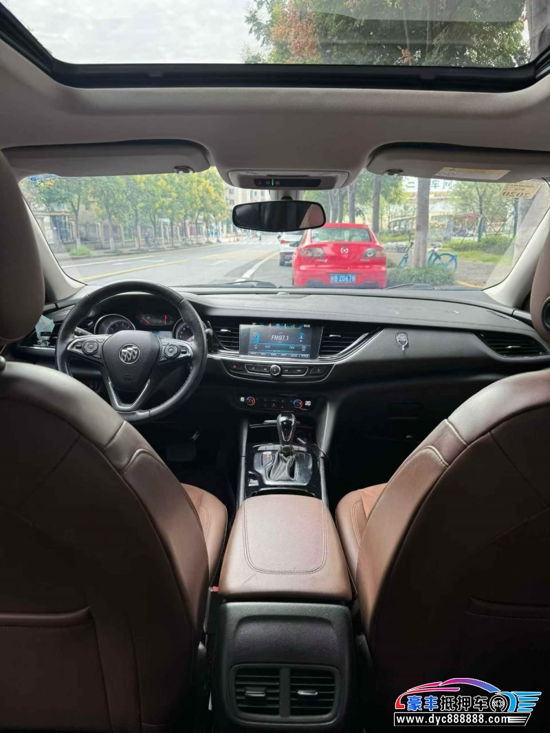 18年别克君威轿车抵押车出售