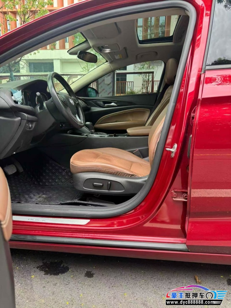 18年别克君威轿车抵押车出售