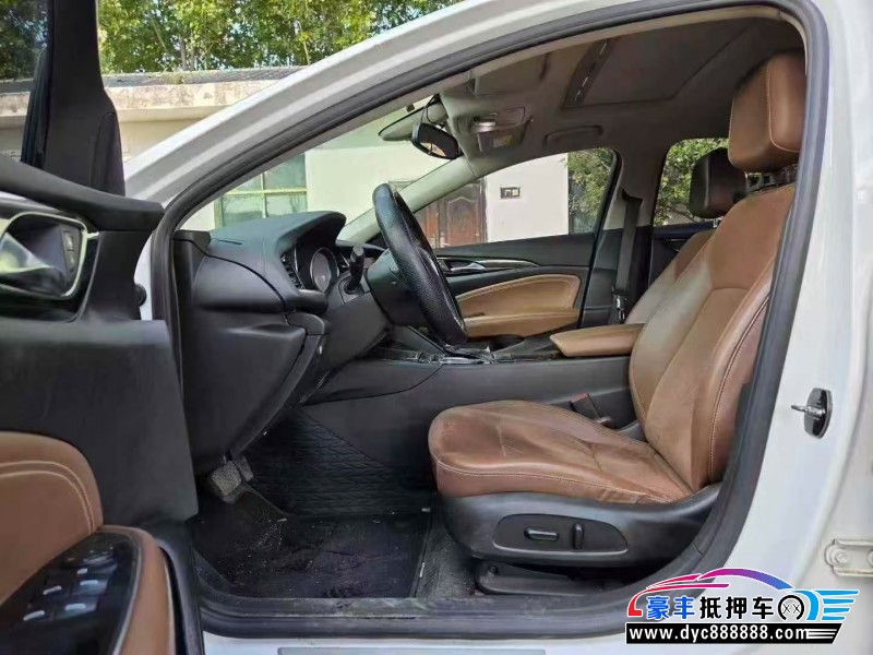 18年别克君威轿车抵押车出售