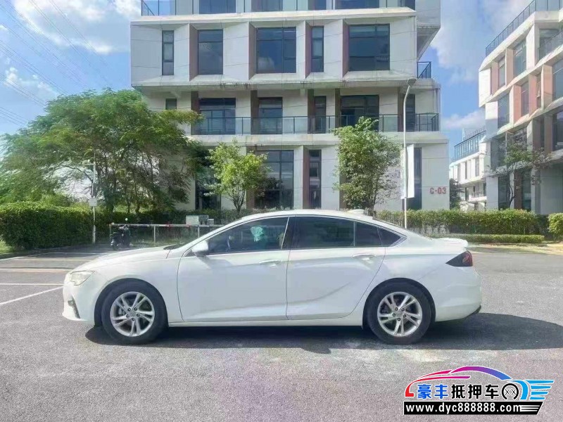 22年别克君威轿车抵押车出售