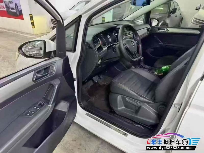 18年大众途安SUV抵押车出售