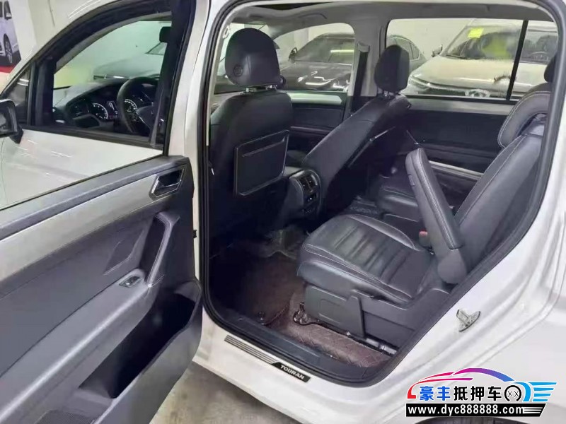 18年大众途安SUV抵押车出售