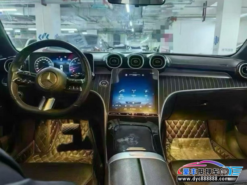 22年奔驰C轿车抵押车出售