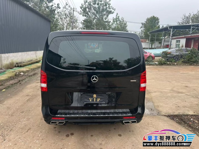 21年奔驰威霆轿车抵押车出售