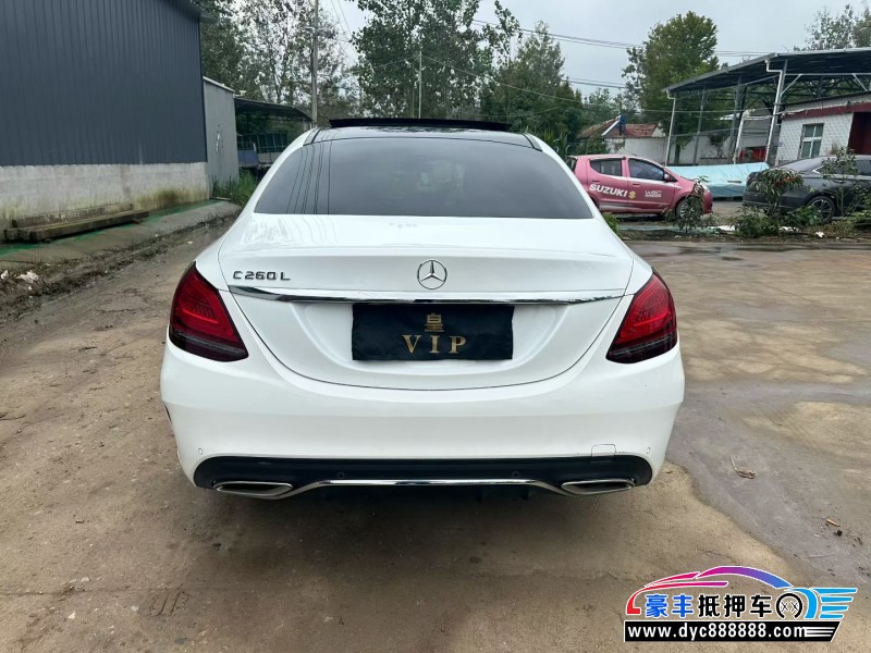 20年奔驰C轿车抵押车出售