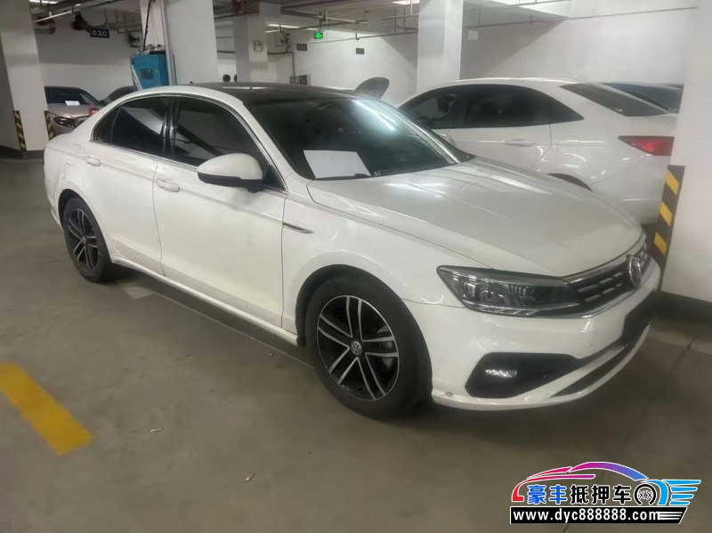 21年大众凌渡轿车抵押车出售