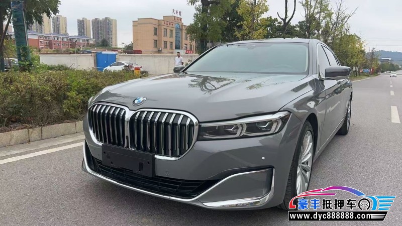 21年宝马7系轿车抵押车出售