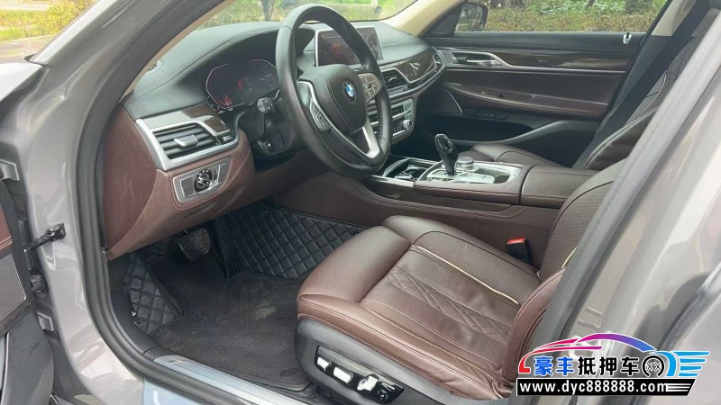 21年宝马7系轿车抵押车出售