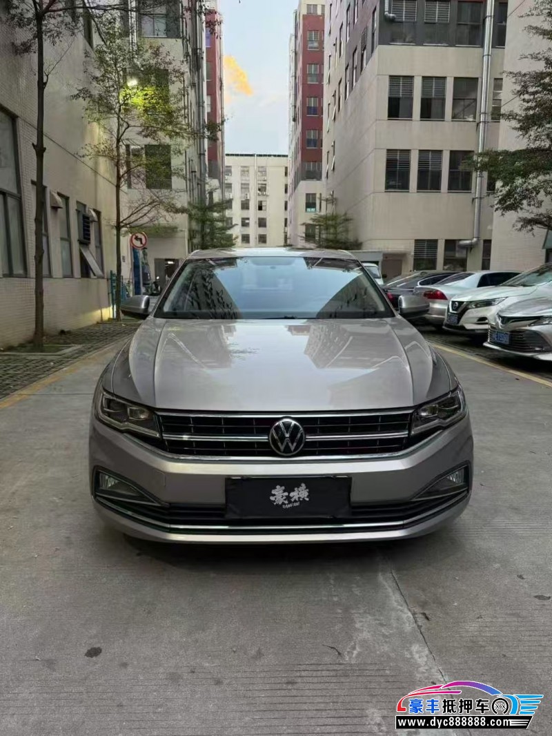 22年大众宝来轿车抵押车出售