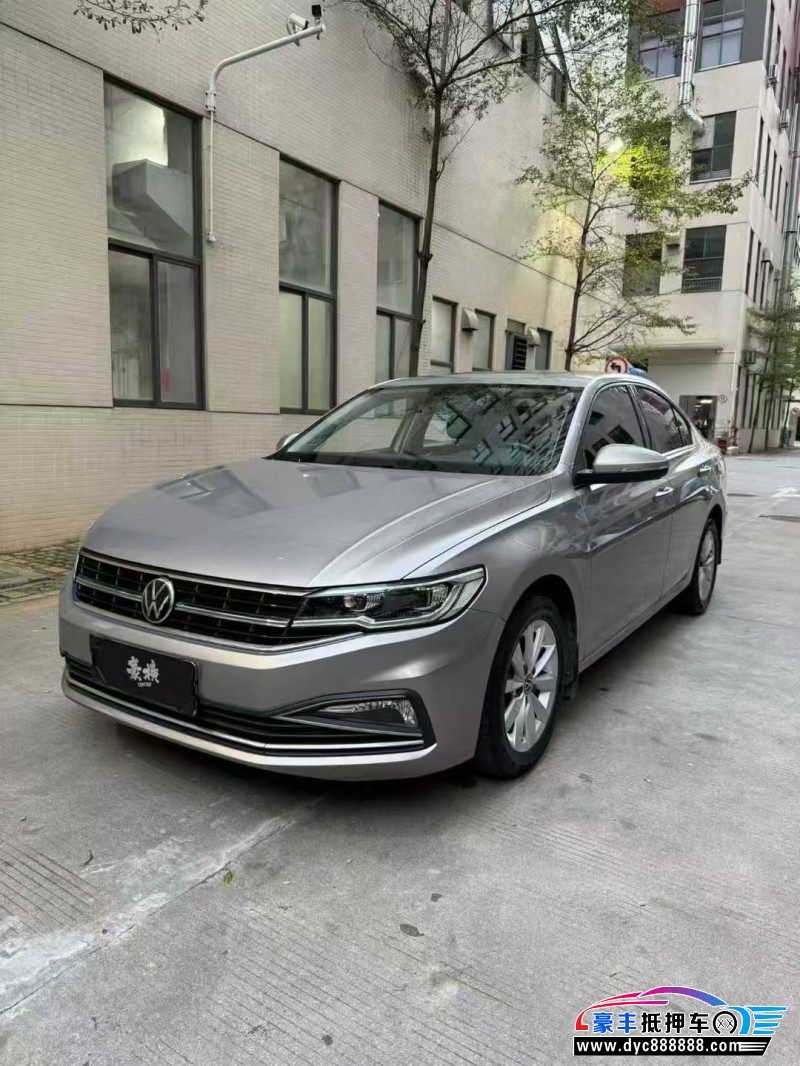 22年大众宝来轿车抵押车出售