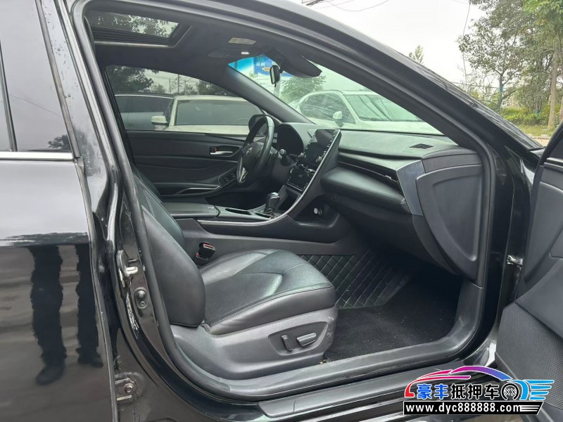 21年丰田亚洲龙轿车抵押车出售