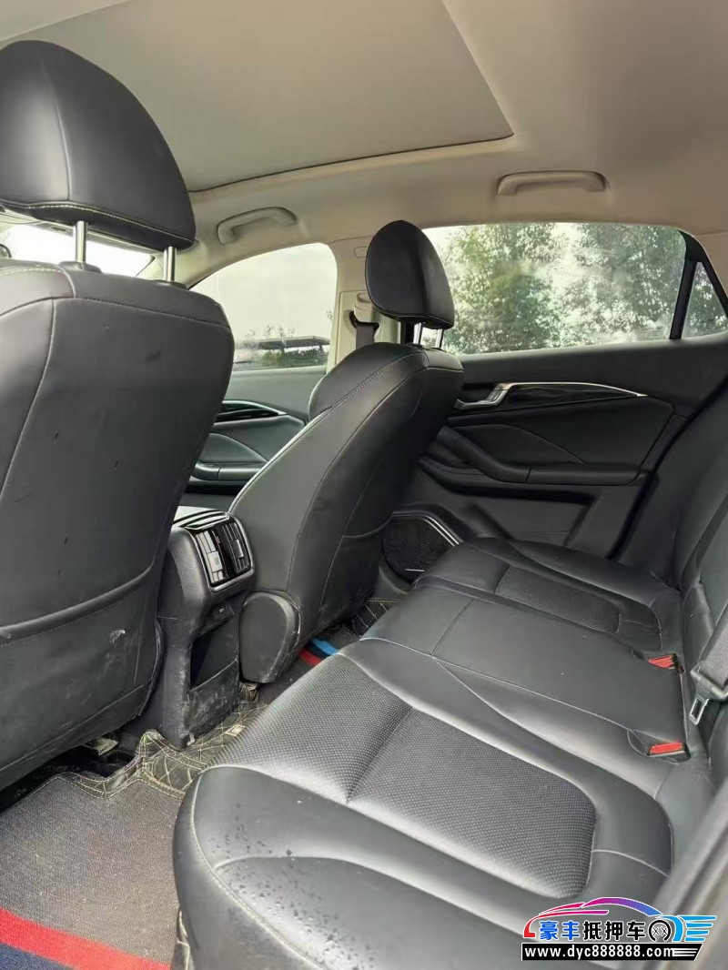 23年奔腾B70轿车抵押车出售