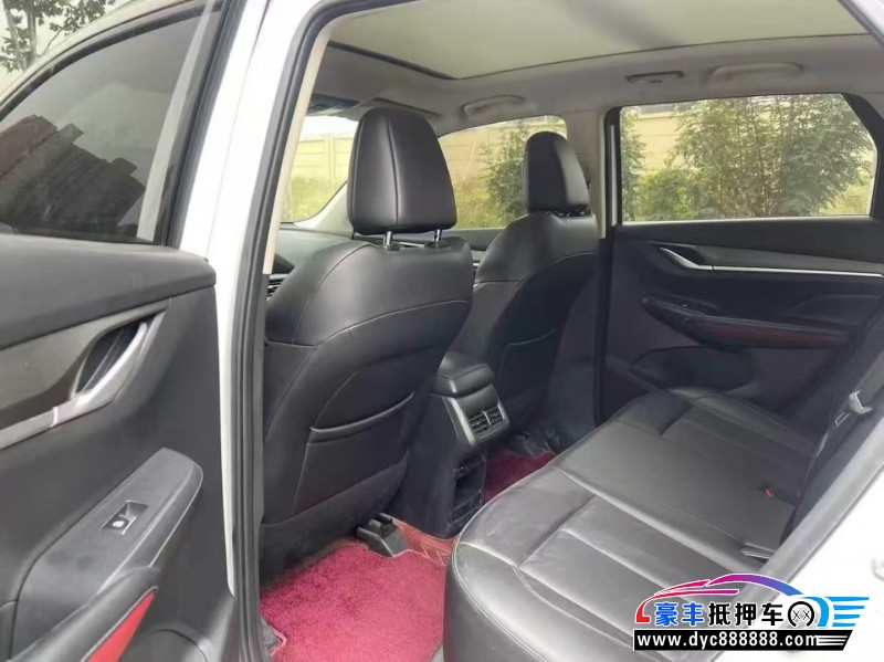 20年长安长安CS55轿车抵押车出售