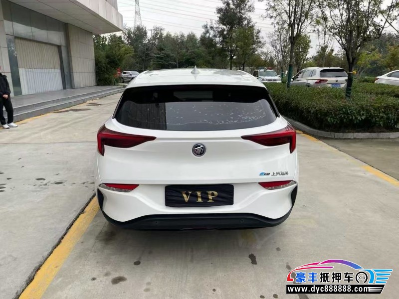 22年别克微蓝轿车抵押车出售