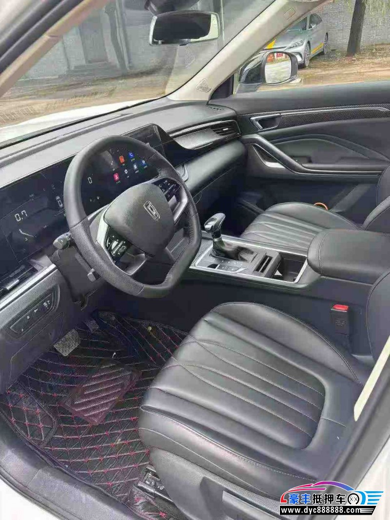 24年奔腾T55轿车抵押车出售