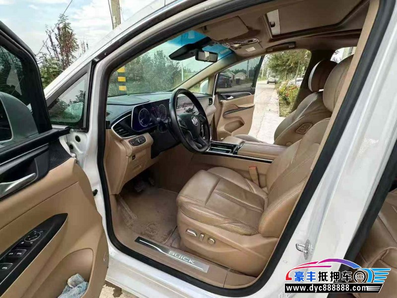 20年别克GL8轿车抵押车出售