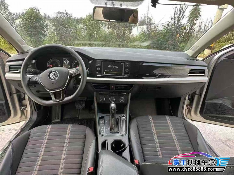 21年大众朗逸轿车抵押车出售