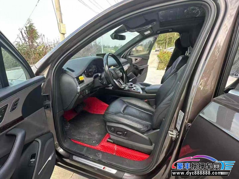 19年奥迪Q7轿车抵押车出售