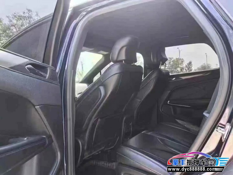 17年林肯MKC轿车抵押车出售