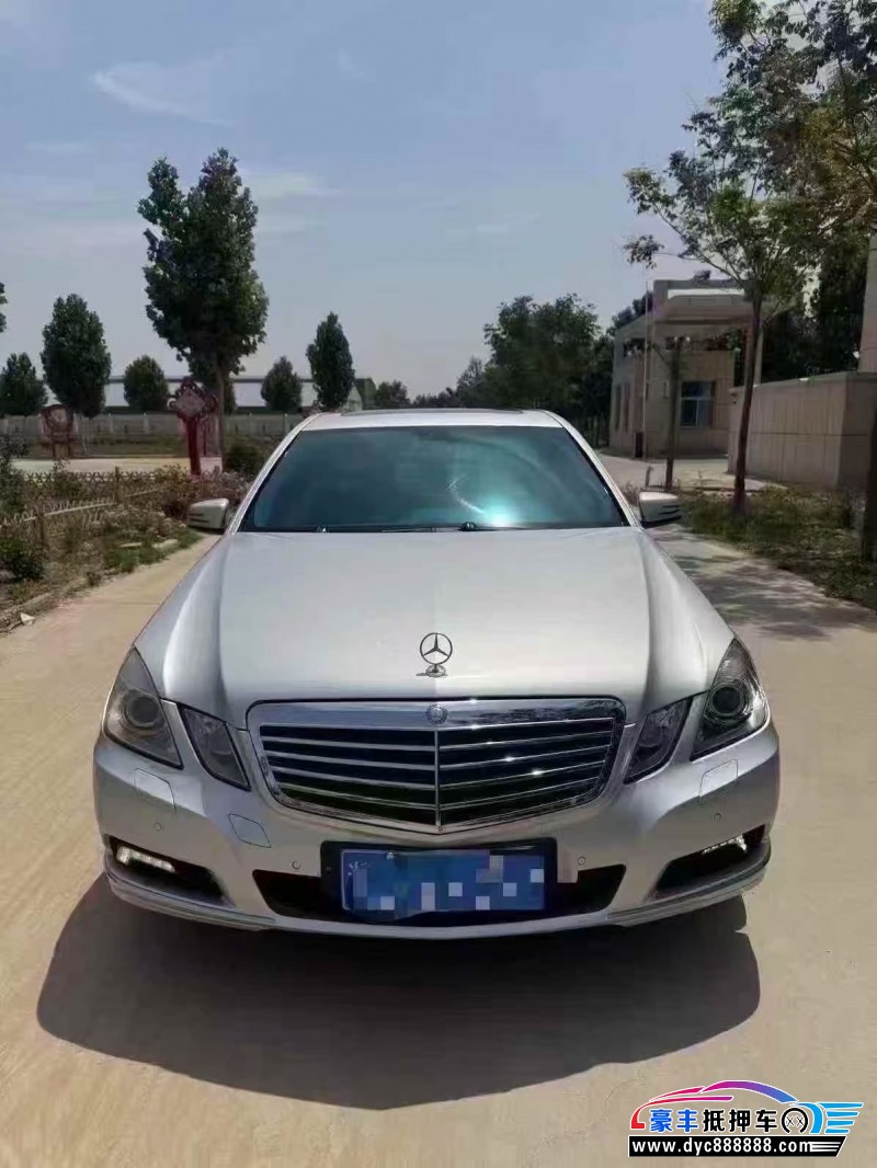 10年奔驰E轿车抵押车出售