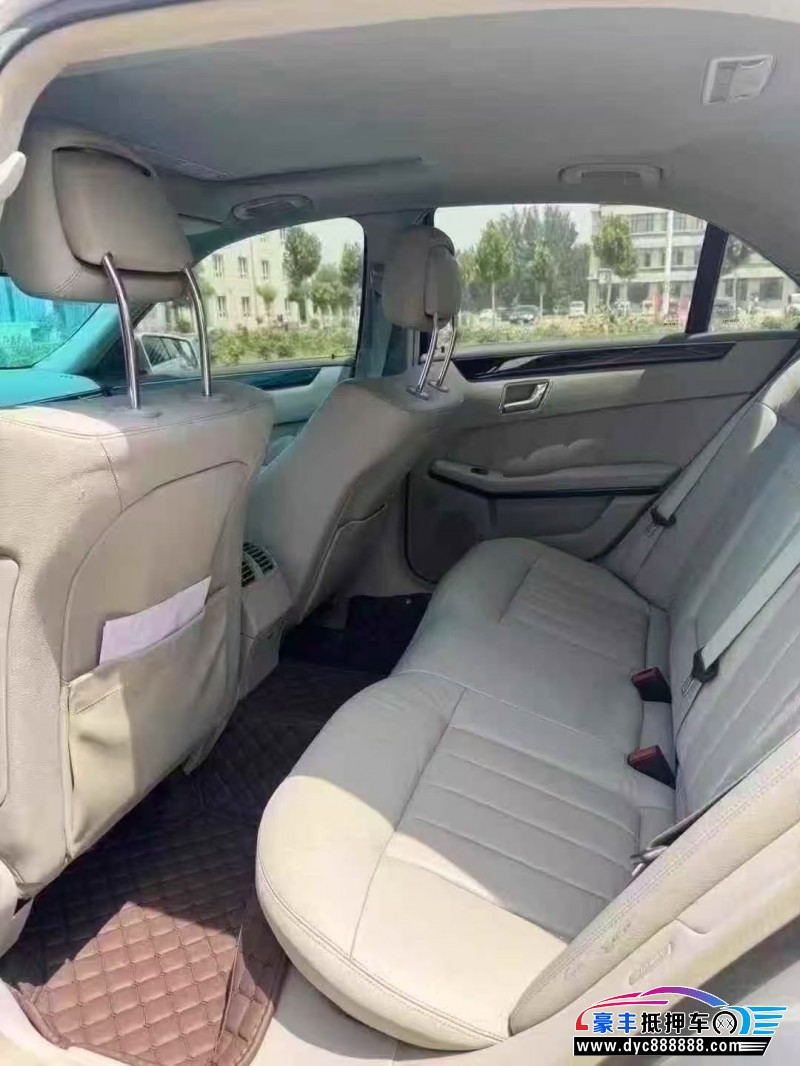 10年奔驰E轿车抵押车出售