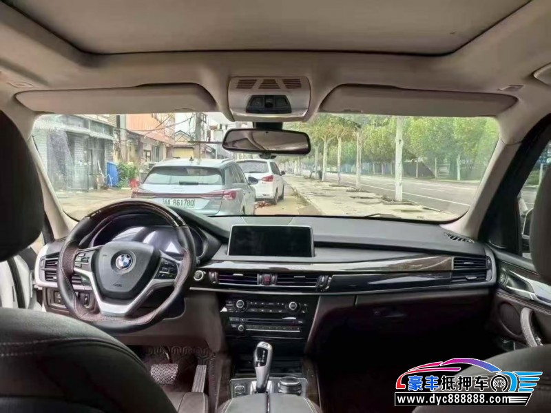 17年宝马X5轿车抵押车出售