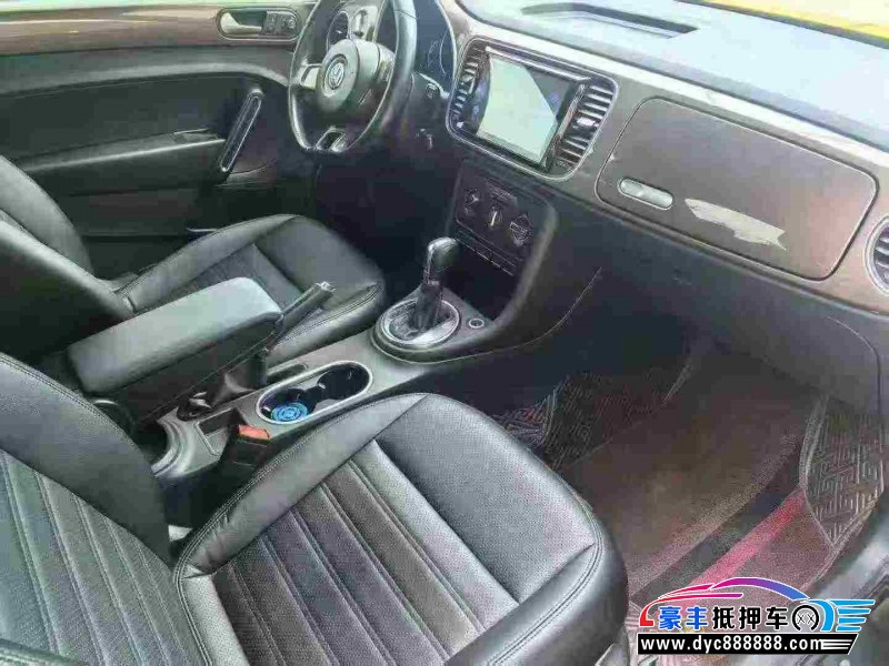 14年大众甲壳虫轿车抵押车出售