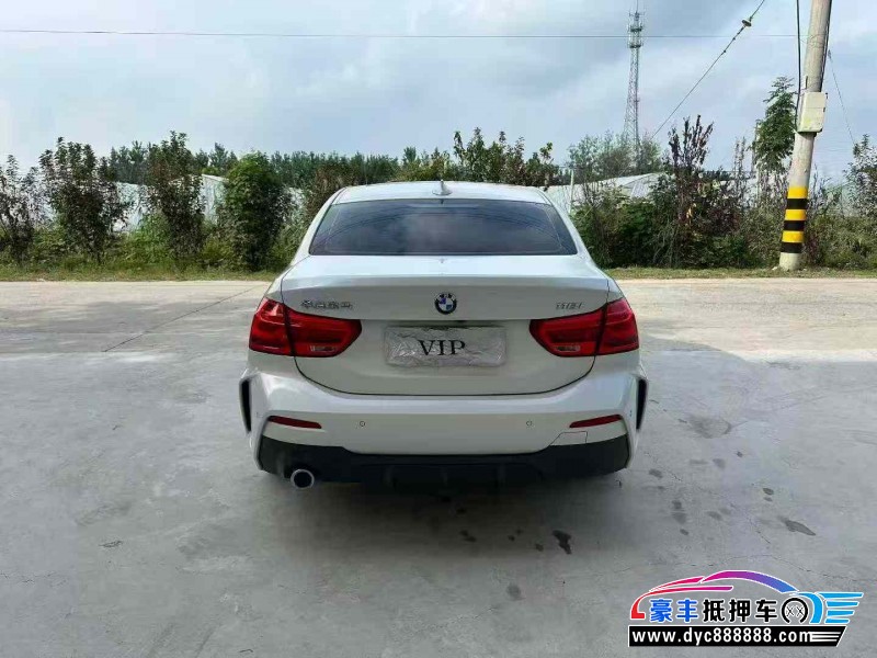 19年宝马1系轿车抵押车出售