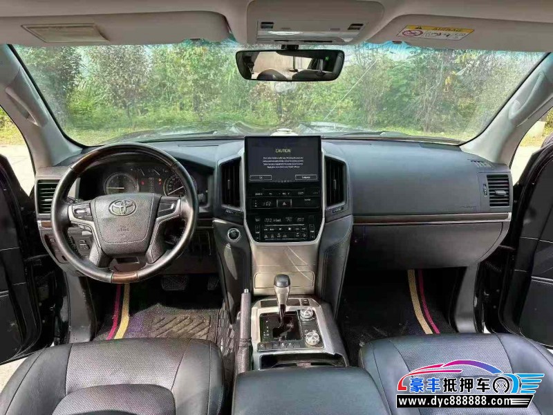 19年丰田兰德酷路泽（陆巡）轿车抵押车出售