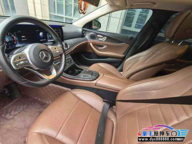 20年奔驰E轿车抵押车出售