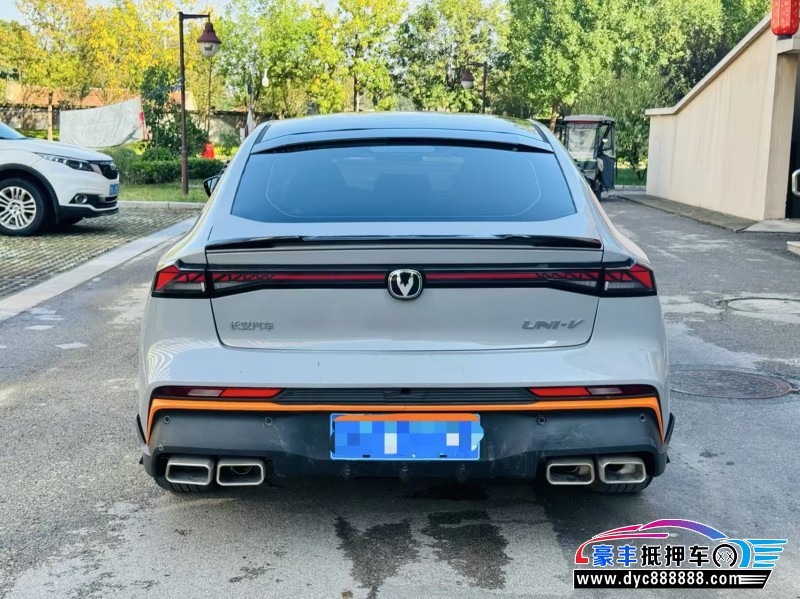 24年长安长安UNI轿车抵押车出售