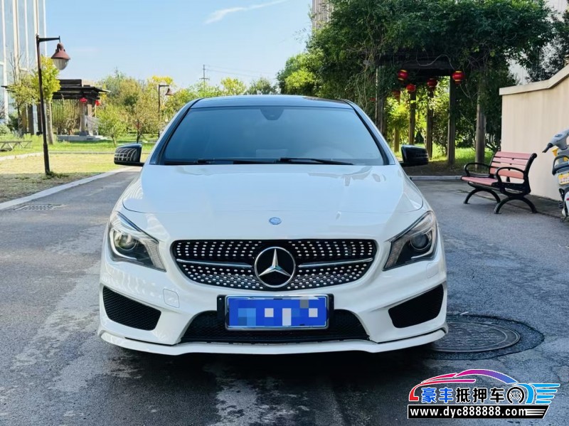 16年奔驰CLA轿车抵押车出售