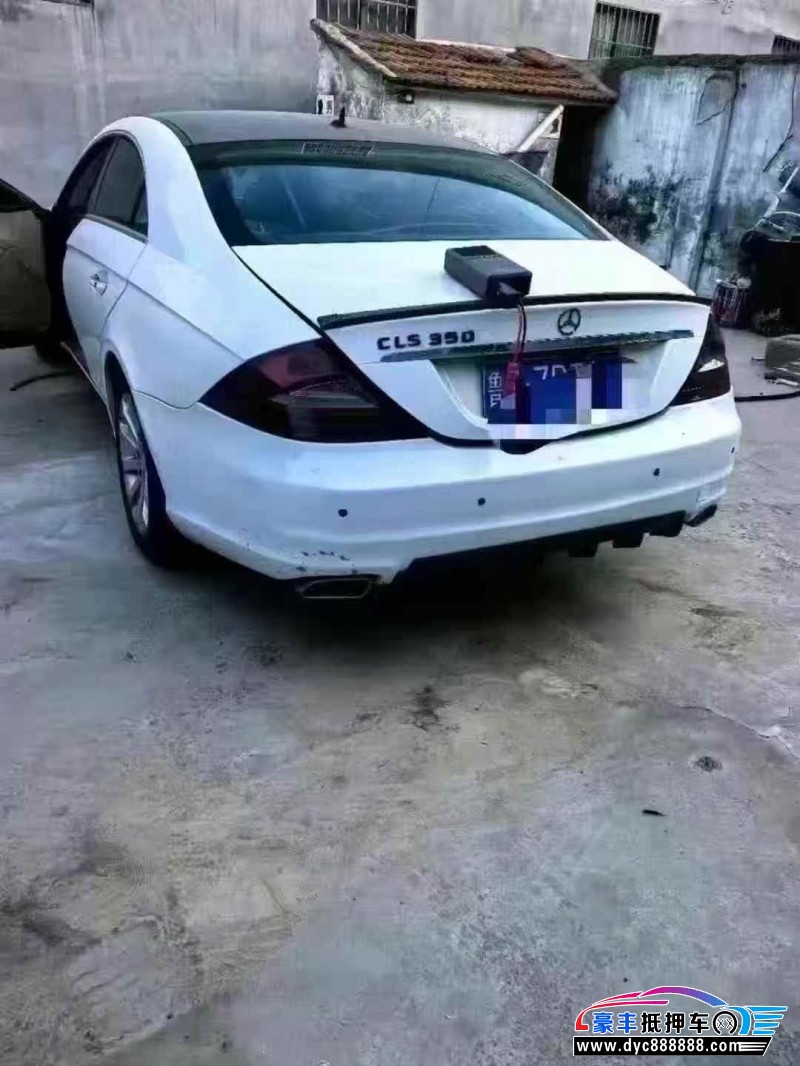 09年奔驰CLS轿车抵押车出售