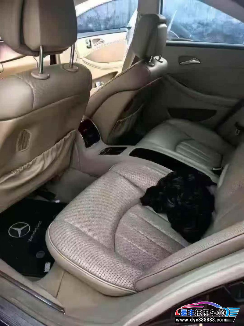 09年奔驰CLS轿车抵押车出售