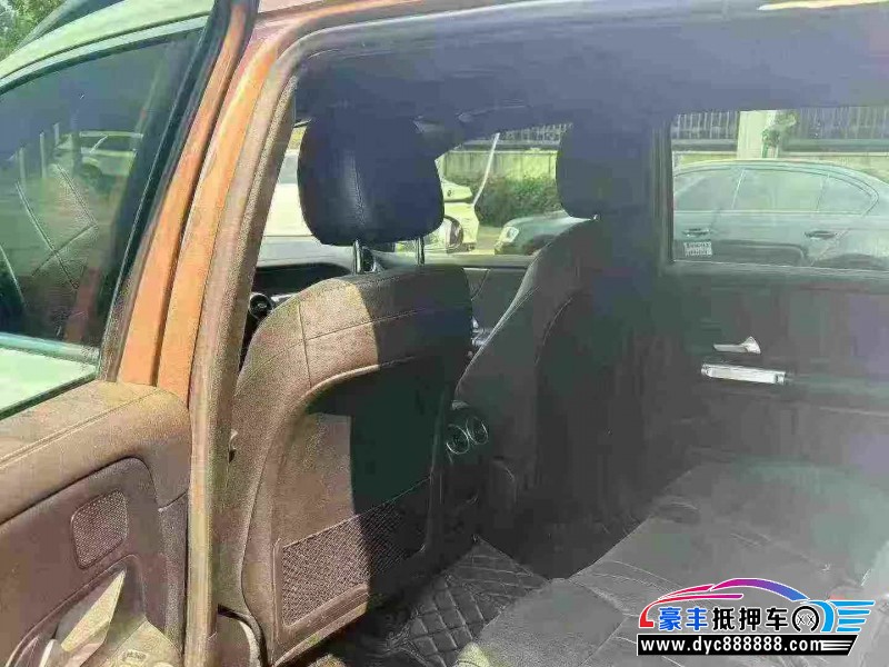 20年奔驰GLB轿车抵押车出售