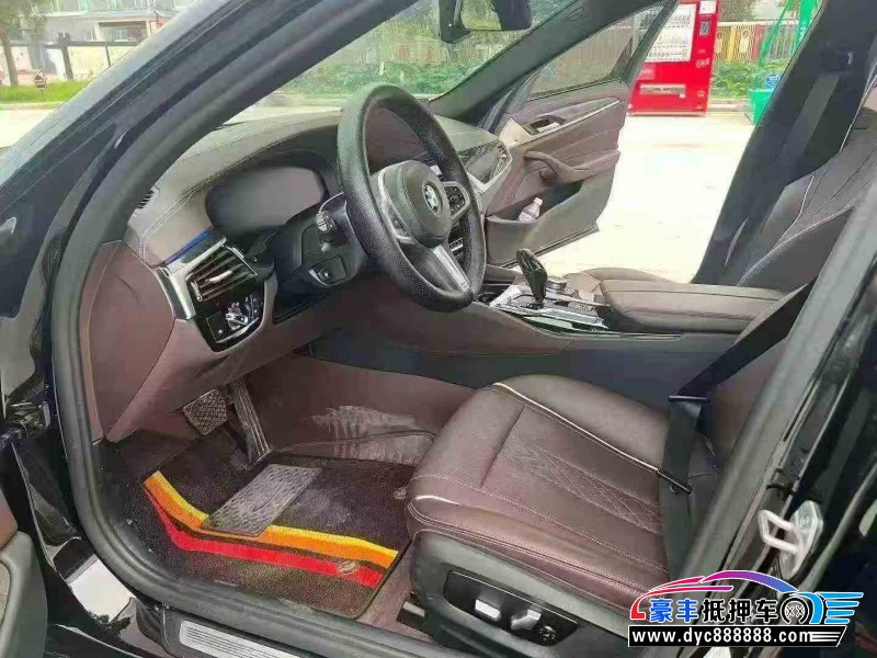 22年宝马5系轿车抵押车出售