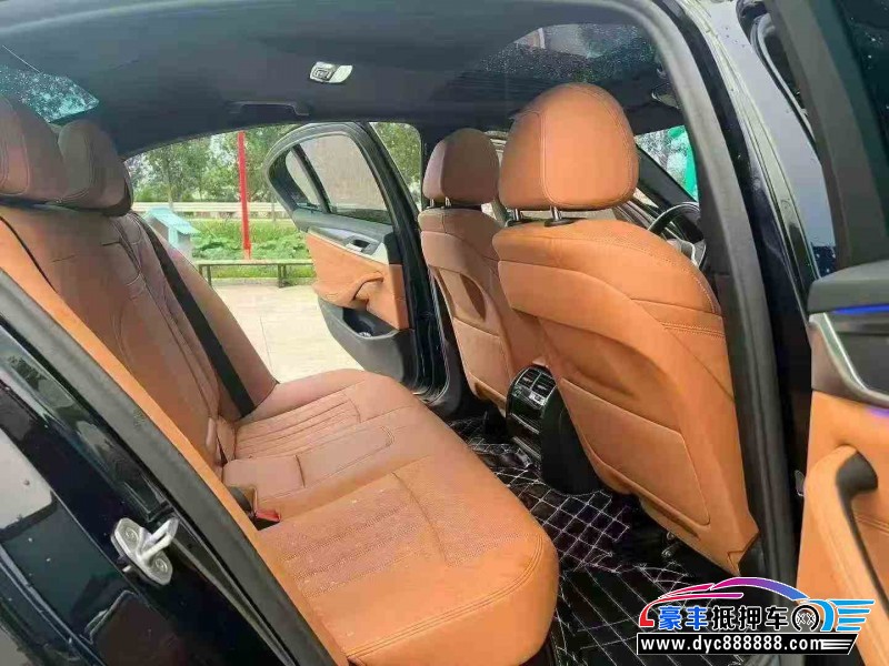 21年宝马5系轿车抵押车出售